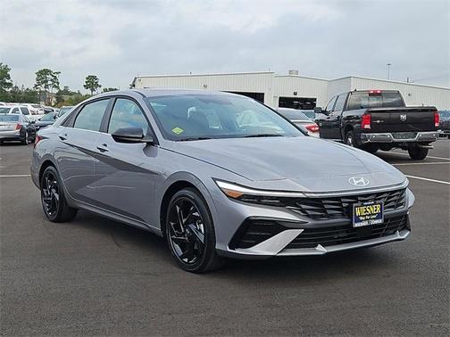 2026 Hyundai ELANTRA SEL