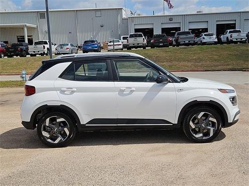 2025 Hyundai VENUE Limited