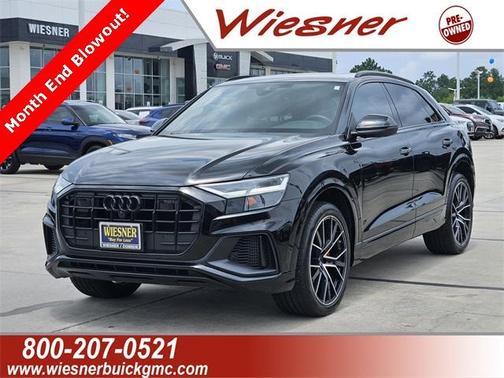 2022 Audi Q8 55 Premium Plus
