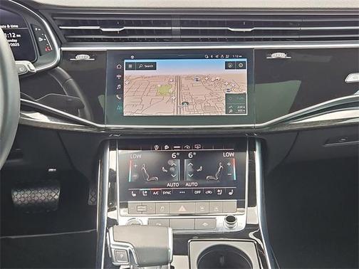 2022 Audi Q8 55 Premium Plus