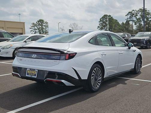 2026 Hyundai SONATA Hybrid Limited