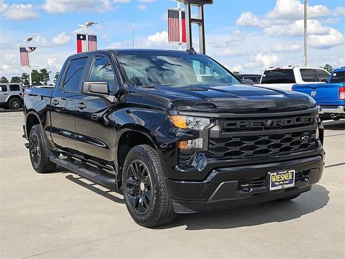2023 Chevrolet Silverado 1500 Custom