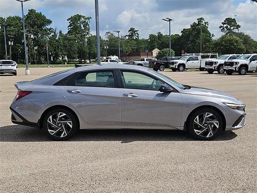 2025 Hyundai ELANTRA HEV SEL Sport