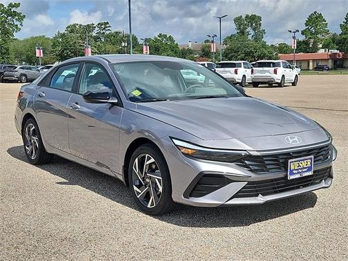 2025 Hyundai ELANTRA HEV SEL Sport
