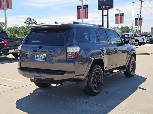 Magnetic Gray Metallic 2020 Toyota 4Runner SR5