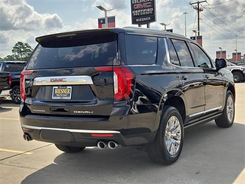 2023 GMC Yukon Denali