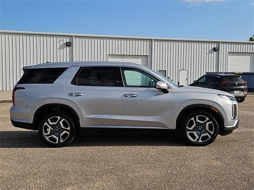 2025 Hyundai PALISADE SEL Premium