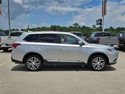 2018 Mitsubishi Outlander SE