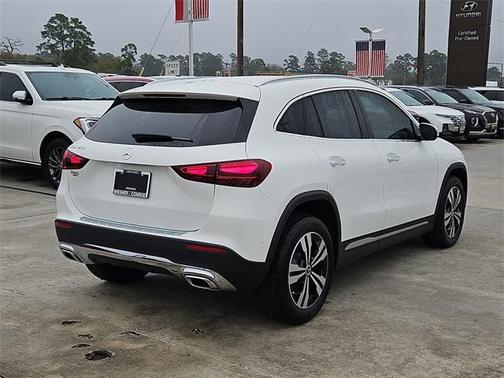 2026 Mercedes-Benz GLA 250 Base