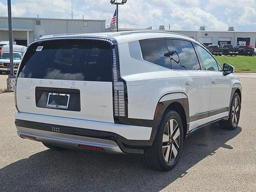 2026 Hyundai IONIQ 9 SEL