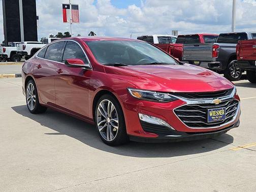 Cherry Red 2022 Chevrolet Malibu LT