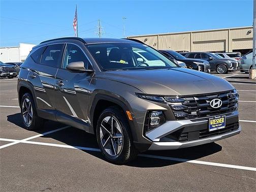 2026 Hyundai TUCSON Hybrid SEL