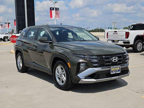 2025 Hyundai TUCSON SE