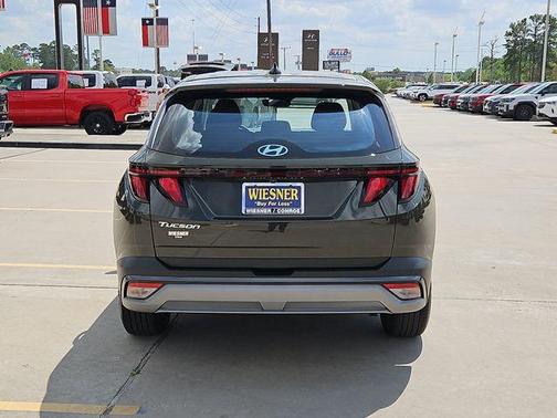 2025 Hyundai TUCSON SE