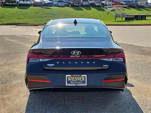 2025 Hyundai ELANTRA HEV Limited