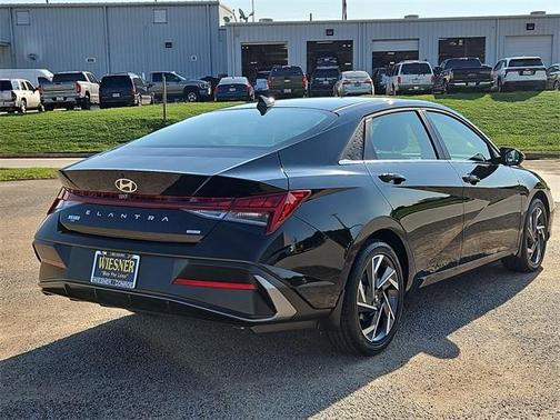 2025 Hyundai ELANTRA HEV Limited