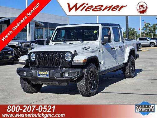 2022 Jeep Gladiator Sport