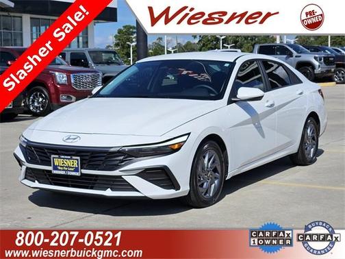 2024 Hyundai ELANTRA SEL