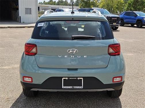 2025 Hyundai VENUE SEL