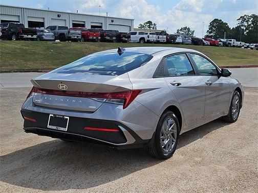 2025 Hyundai ELANTRA HEV Blue