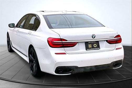 2019 BMW 740 740i