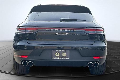 Black 2021 Porsche Macan S