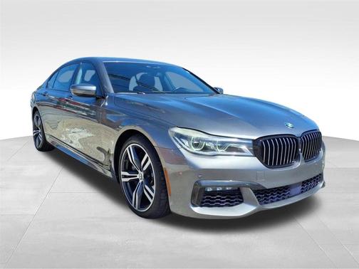 2017 BMW 750 I