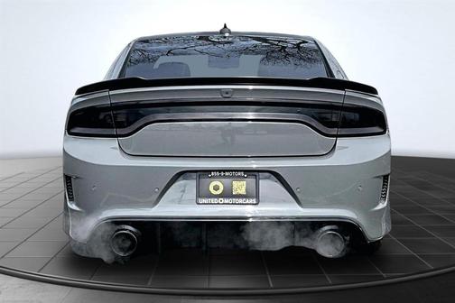 Gray 2018 Dodge Charger R/T 392