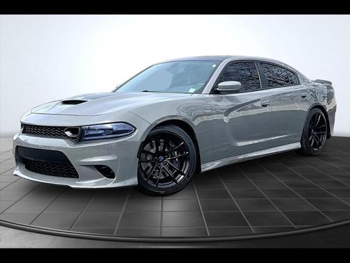 Gray 2018 Dodge Charger R/T 392