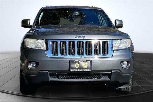 Gray 2012 Jeep Grand Cherokee Laredo