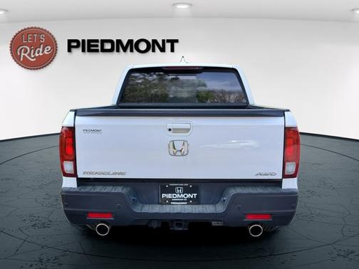 Platinum White Pearl 2023 Honda Ridgeline RTL-E
