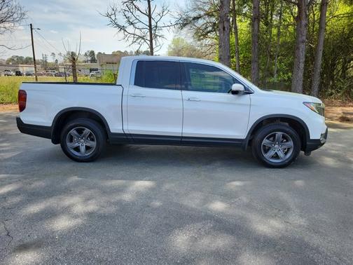 Platinum White Pearl 2023 Honda Ridgeline RTL-E