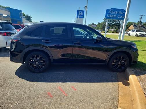 Crystal Black 2023 Honda HR-V Sport