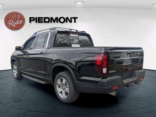 Crystal Black Pearl 2026 Honda Ridgeline RTL