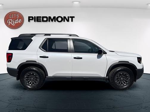 Platinum White Pearl 2026 Honda Passport TrailSport