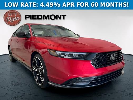 Radiant Red Metallic 2026 Honda Accord SE