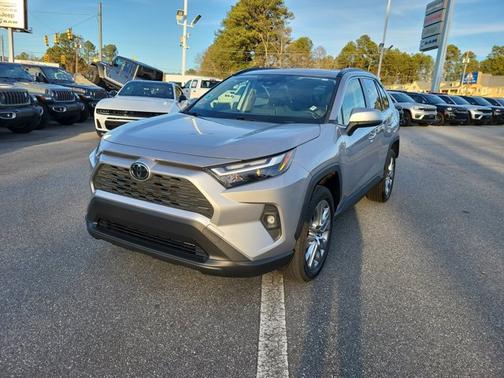 2023 Toyota RAV4 XLE Premium