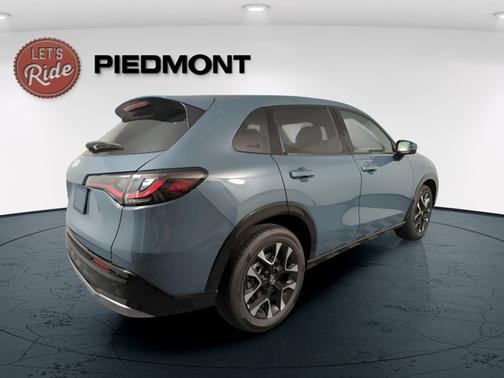 Nordic Forest Pearl 2027 Honda HR-V EX-L