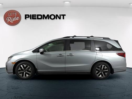 Solar Silver Metallic 2026 Honda Odyssey EX-L