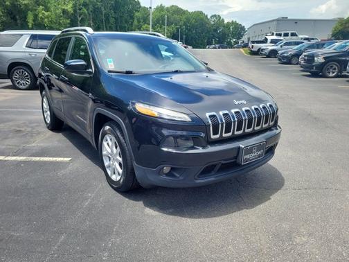 Brilliant Black Crystal Pearlcoat 2016 Jeep Cherokee Latitude
