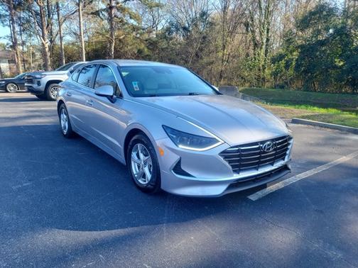 2023 Hyundai SONATA SE