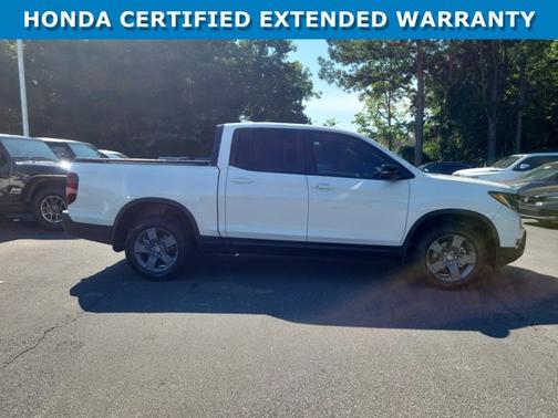 White 2025 Honda Ridgeline TrailSport