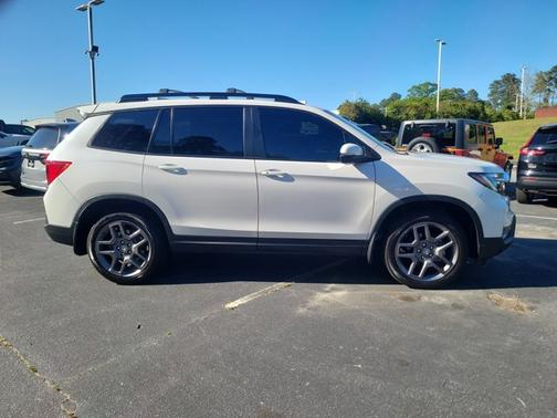 White 2023 Honda Passport EX-L