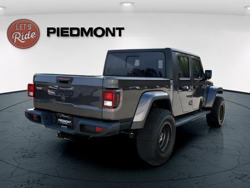 Granite Crystal Metallic Clearcoat 2023 Jeep Gladiator Sport S