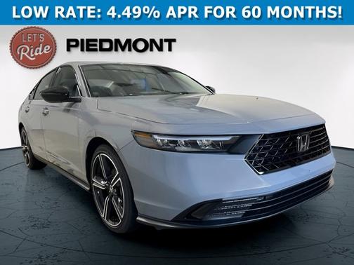 Urban Gray Pearl 2026 Honda Accord SE