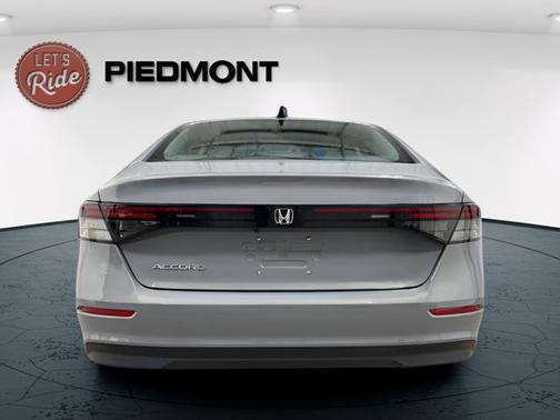 Urban Gray Pearl 2026 Honda Accord SE