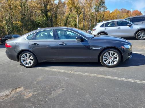 2018 Jaguar XF 35t Premium