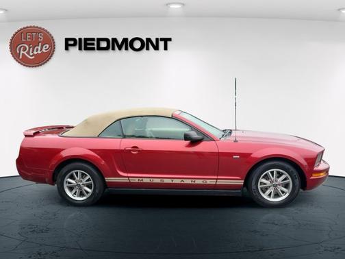 Apple Red 2005 Ford Mustang Premium