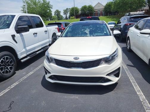 Snow White Pearl 2019 Kia Optima S
