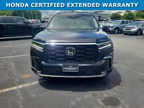 Crystal Black Pearl 2024 Honda Pilot Touring